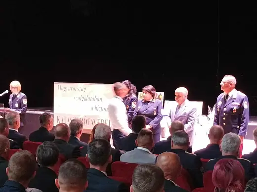 Önkormányzati elismerés Csiki Istvánnak, 3. kép