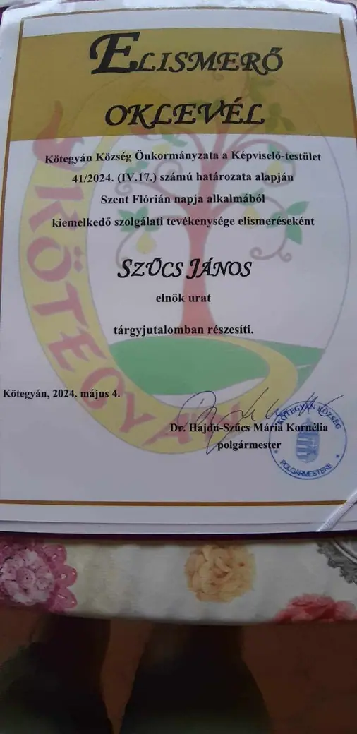 Gróf Széchenyi Ödön Emlékplakett elnökünknek, 2. kép