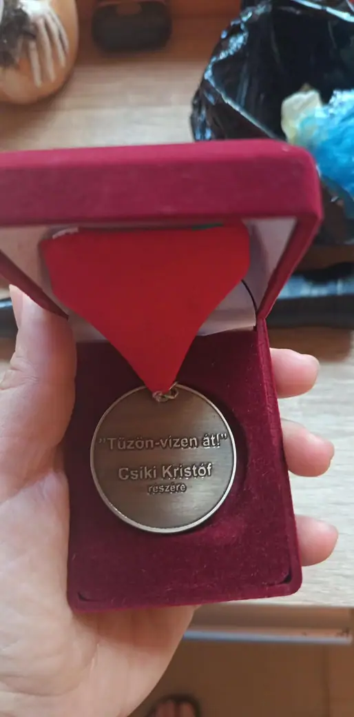 KÖTE-Érdemérem Csiki Kristófnak, 1. kép