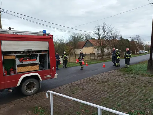Közös gyakorlat a csíkajnádi testvéregyesülettel, 6. kép