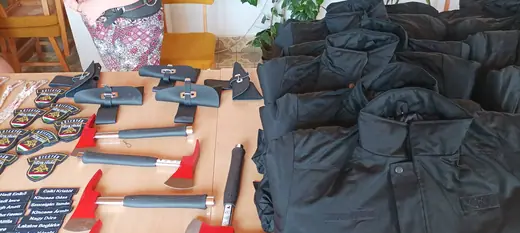 Munkaruha és védőeszköz LEADER-pályázatból, 1. kép