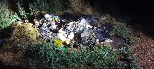 Kerti hulladék égetése a Jókai utcában, 7. kép